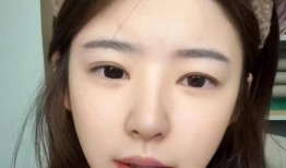 网红滤镜碎一地！黄一鸣遛狗闹剧升级 当众撒泼道歉发言暴露本性