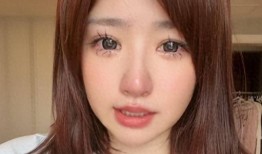 网红滤镜碎一地！黄一鸣遛狗闹剧升级 当众撒泼道歉发言暴露本性